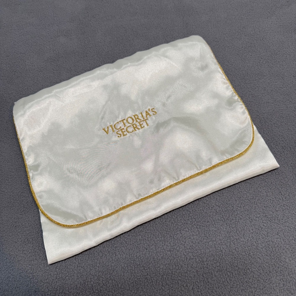 Victorias Secret Lingerie Travel Bag Ivory Satin Gold Logo Cream Y2K Organizer